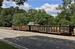 CSXT gondolas 484414 and 485784